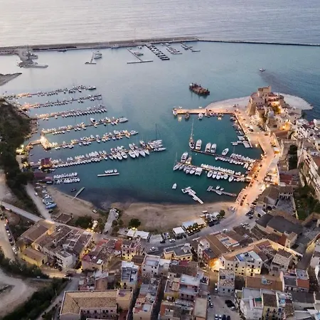 Le Gemme Apartment Castellammare del Golfo Exterior photo